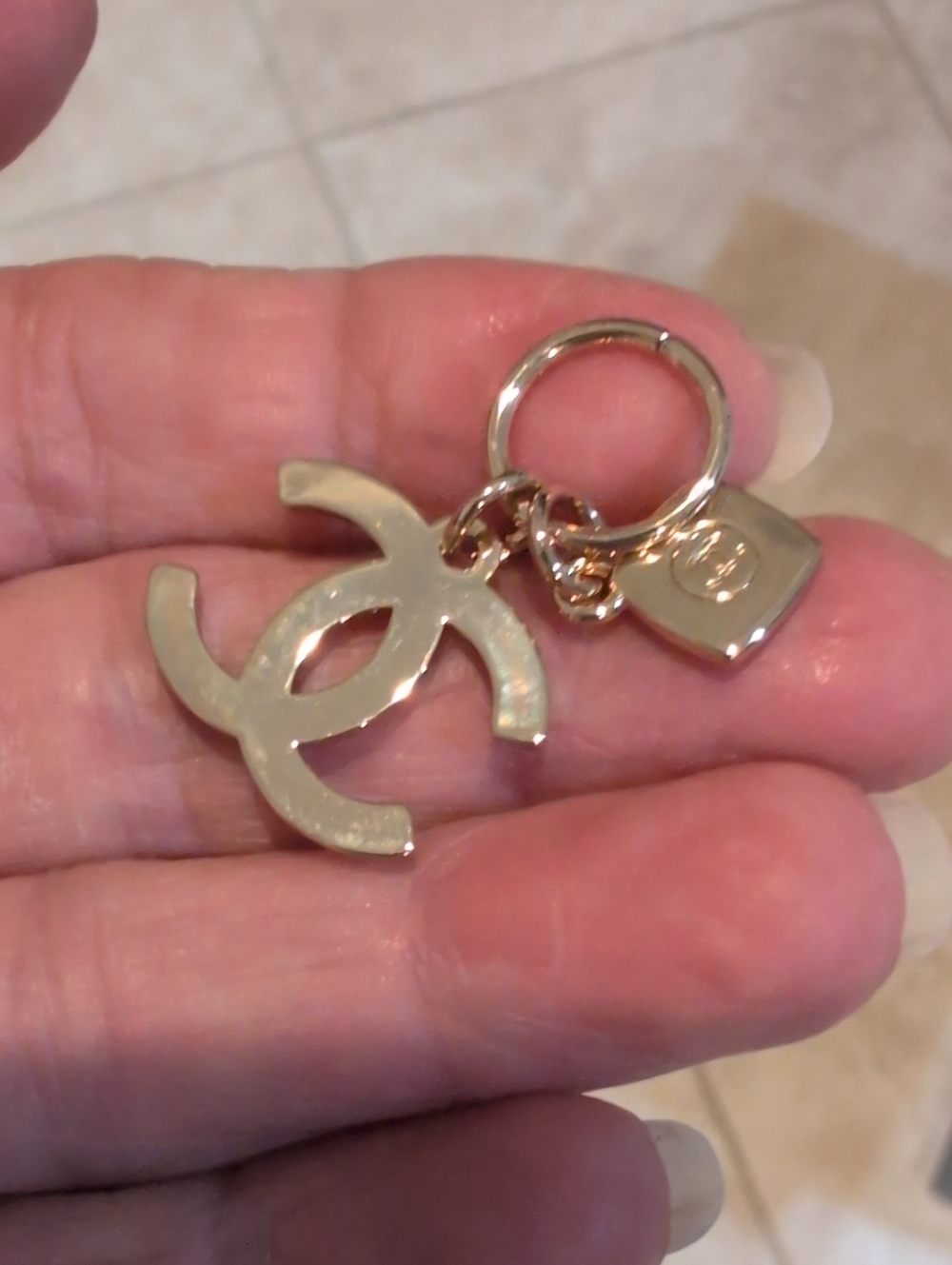 Gold Charm Keyring Set Of 3 - Perfume Bottle, Interlocking Logo, and '5' Charm - Picture 3 of 4